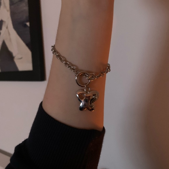 Olivia Rodrigo inspired charm bracelet - Picture 7 of 8
